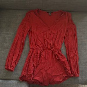 BURGUNDY ROMPER. SMALL.